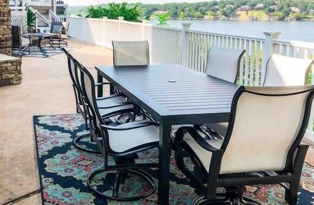 Waterfront Entertainment Getaway