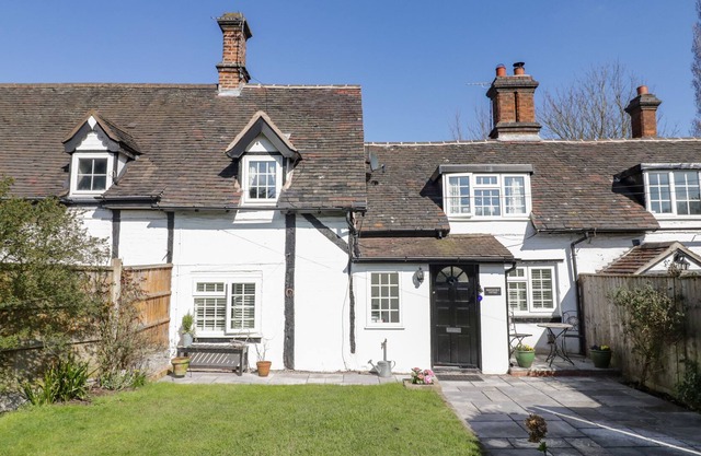 Honeysuckle Cottage, LEA MARSTON