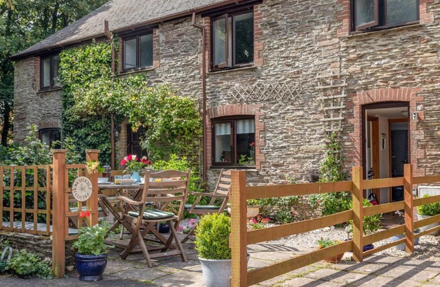 Honeysuckle Cottage