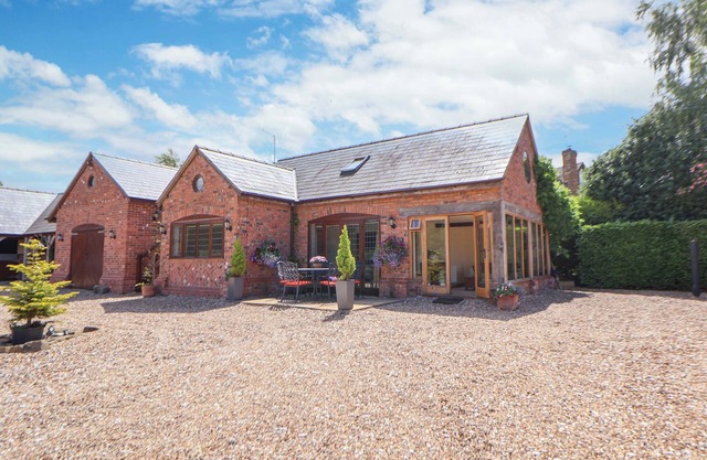 Cottage à miel, TARPORLEY