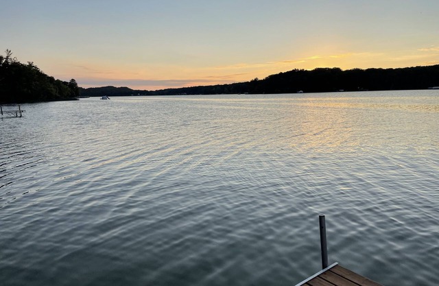 Hope Floats Cottage on Stony Lake