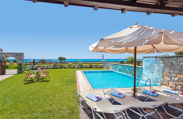 Horizon Line Villas **** Villa 'ERATO'