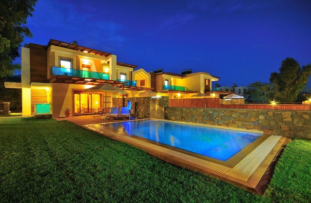 Horizon Line Villas **** Villa 'ARITI'
