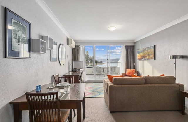 Horizons 418 apartment