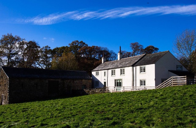 HORROCKWOOD FARM, pet friendly, with open fire in Watermillock