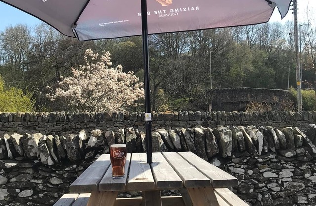 Horse and Hound Country Inn