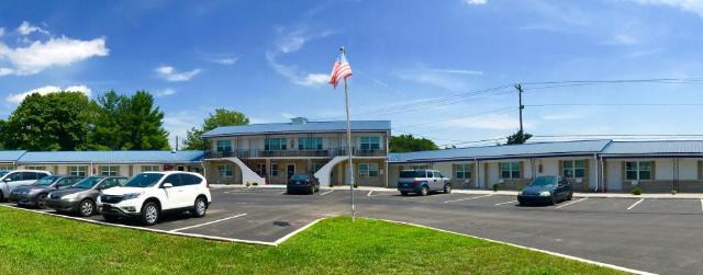 Horse Cave Motel