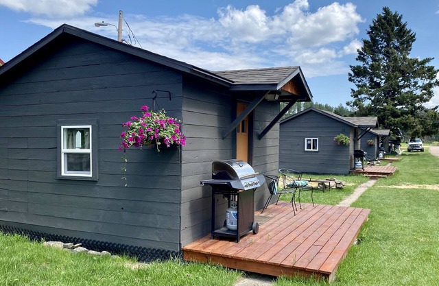 Horse Creek - Tiny Cabin 8