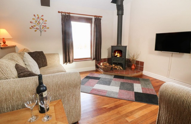 Horse Mill Lodge, TADDINGTON
