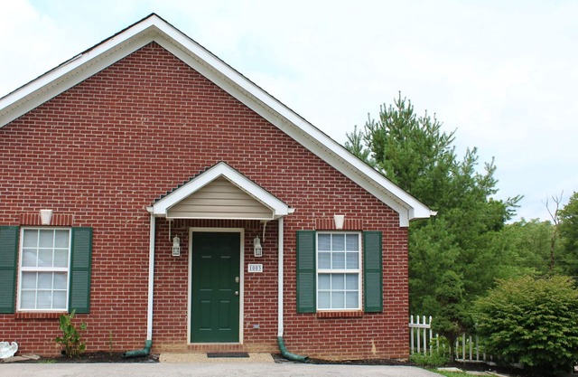 Chevaux, Bourbon et Plus .... Shelbyville Condo