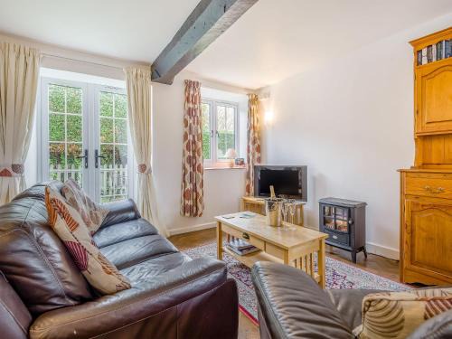 Horseshoe Cottage-Uk37360