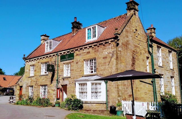 Horseshoe Hotel