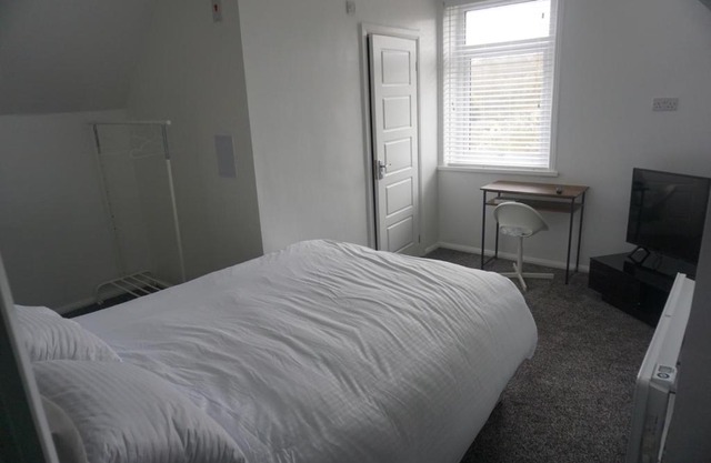 Horsforth Rooms by LBA