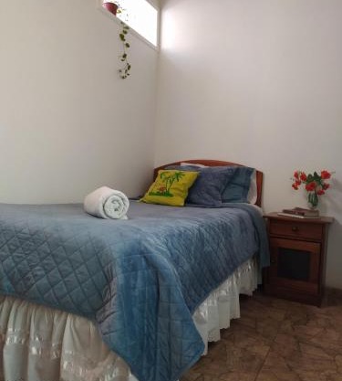 HOSPEDAJE LA REINA u