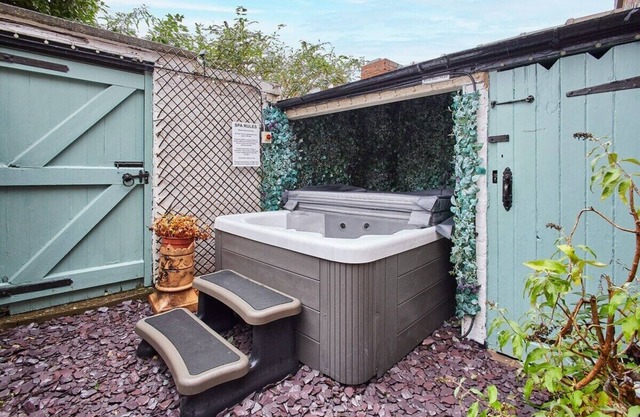 Host & Stay | Allium House
