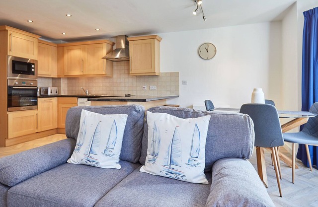 Host & Stay | Apartment 6, Royal Sands