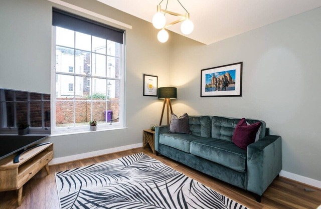 Host & Stay | Canning Quarters I