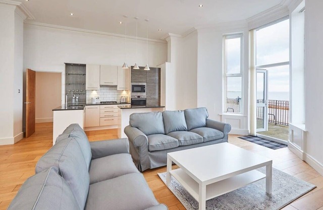 Host & Stay | Lighthouse View