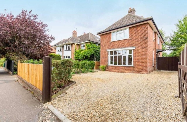 Host & Stay | St Clements House