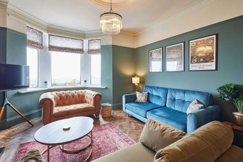 Host & Stay - Twelve On The Terrace