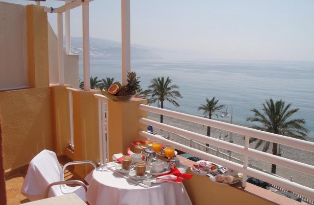 HOSTAL COSTA SOL