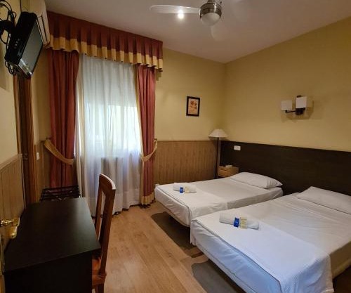 Hostal Oporto