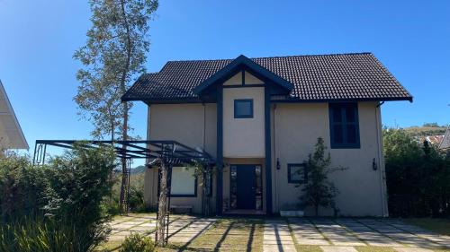 HOSTYN Casa Paraiso nas Montanhas, Condominio de Alto Padrão cercado pela Natureza