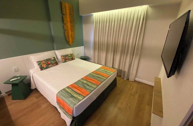Hot Beach Suites 1 bedroom apartment sleeps 6 people
