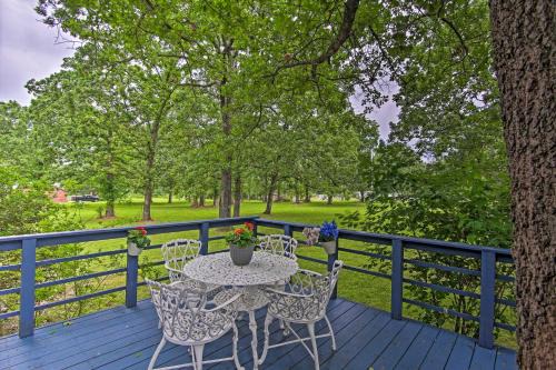 Hot Tub and Deck Tranquil Home Near Grand Lake