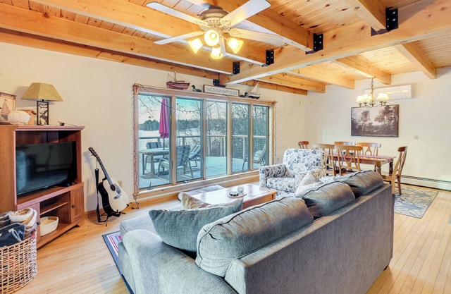 Hot Tub & Boat Dock: Waterfront Maine Retreat!