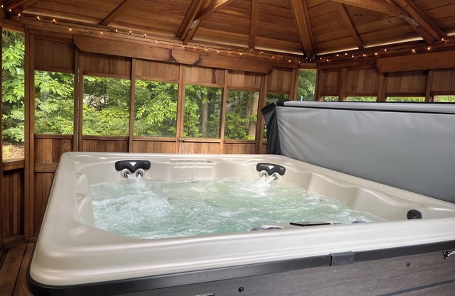 Bain à remous, pêche, natation, chasse, wifi, ski, motoneige, Wellston