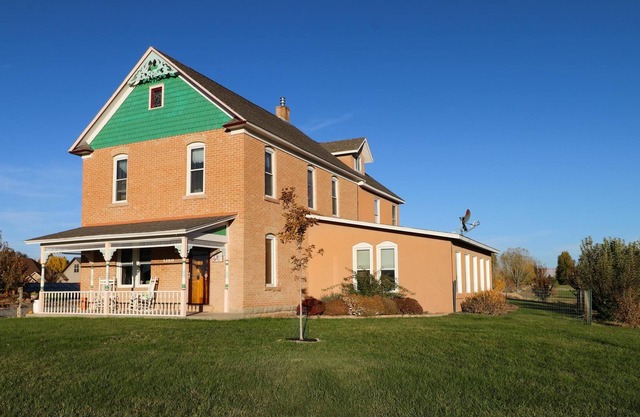 Nouveau! Maison historique de Tilliview ~ 3100 Sq Ft ~ 1 Acre ~ Hot Tub