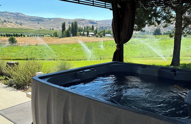 Ferme récemment rénovée et meublée. Accessible aux personnes handicapées. + Jacuzzi!
