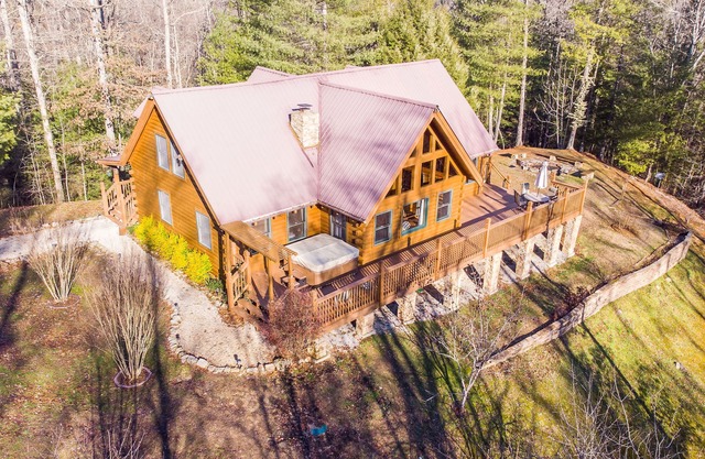 Mill Creek Point - Un rêve dans les gorges de la rivière Rouge! 12 couchages, bain à remous, wifi, salon extérieur -