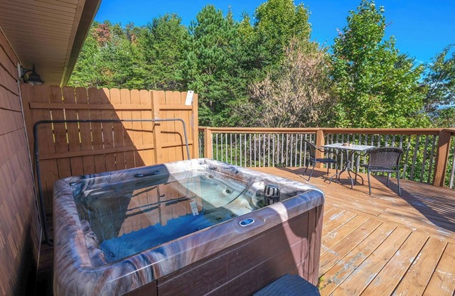 An Unforgettable Cabin - Hot Tub with Mountain Views, Game Room & Fireplace