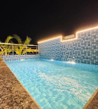 Hotel Aana Inn Prime Swiming Pool