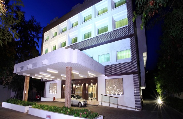 Hotel Abu Palace - Chennai