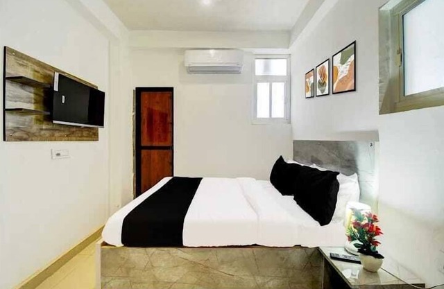 Hotel Aditya Inn