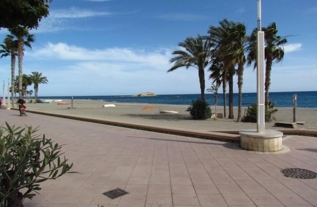 Hotel Alboran