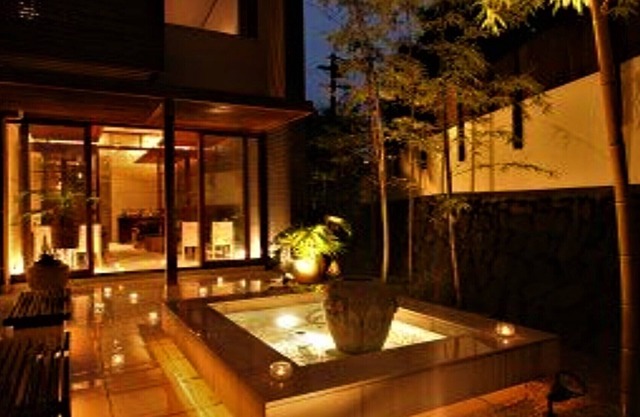 Hotel Allamanda