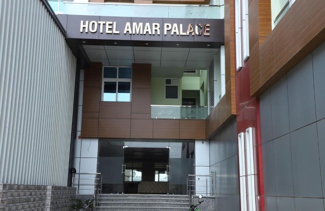 HOTEL AMAR PALACE BHARATPUR
