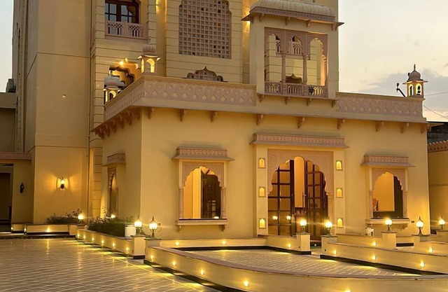 Hotel Anand Bagh - Eraya Hotels