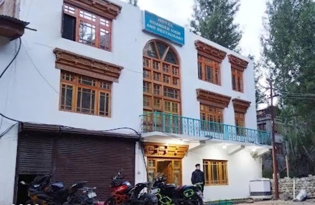 Hotel Border View
