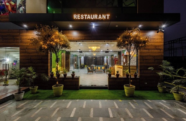 Hotel Brij Royal Heritage Vrindavan