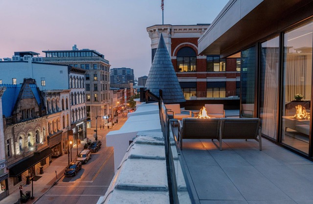 Hotel Covington Cincinnati Riverfront