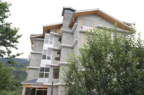 Hotel Dashaur Heights