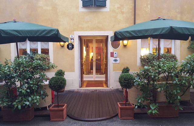 Hotel Diana