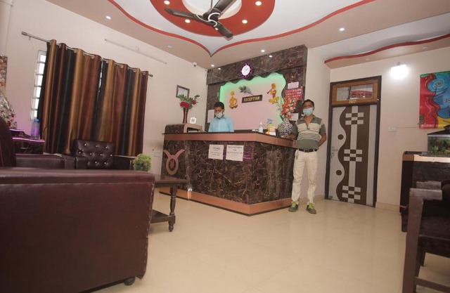 Hotel G M FORUM