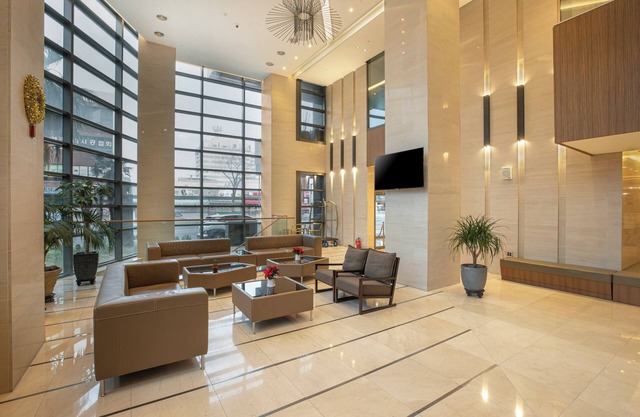 Hotel Golden Daisy Seogwipo Ocean