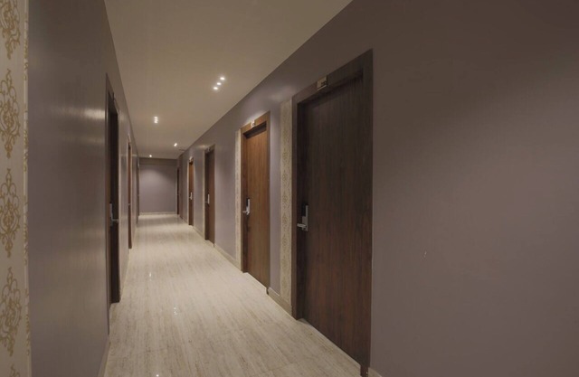 Hotel Hi city Inn Near ISBT